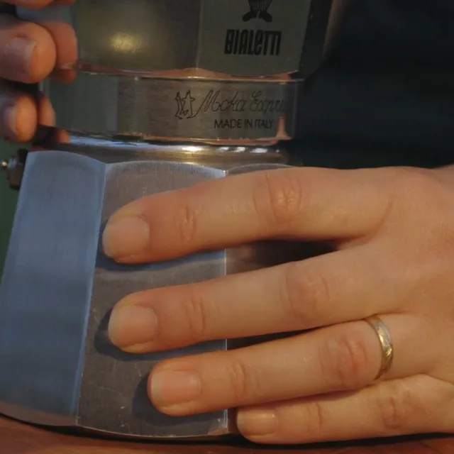 Bialetti Moka Express Review: Stovetop Coffee Maker image 6
