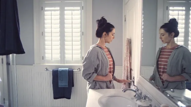 Schlage BE365 Camelot Review: Keyless Deadbolt Lock image 8
