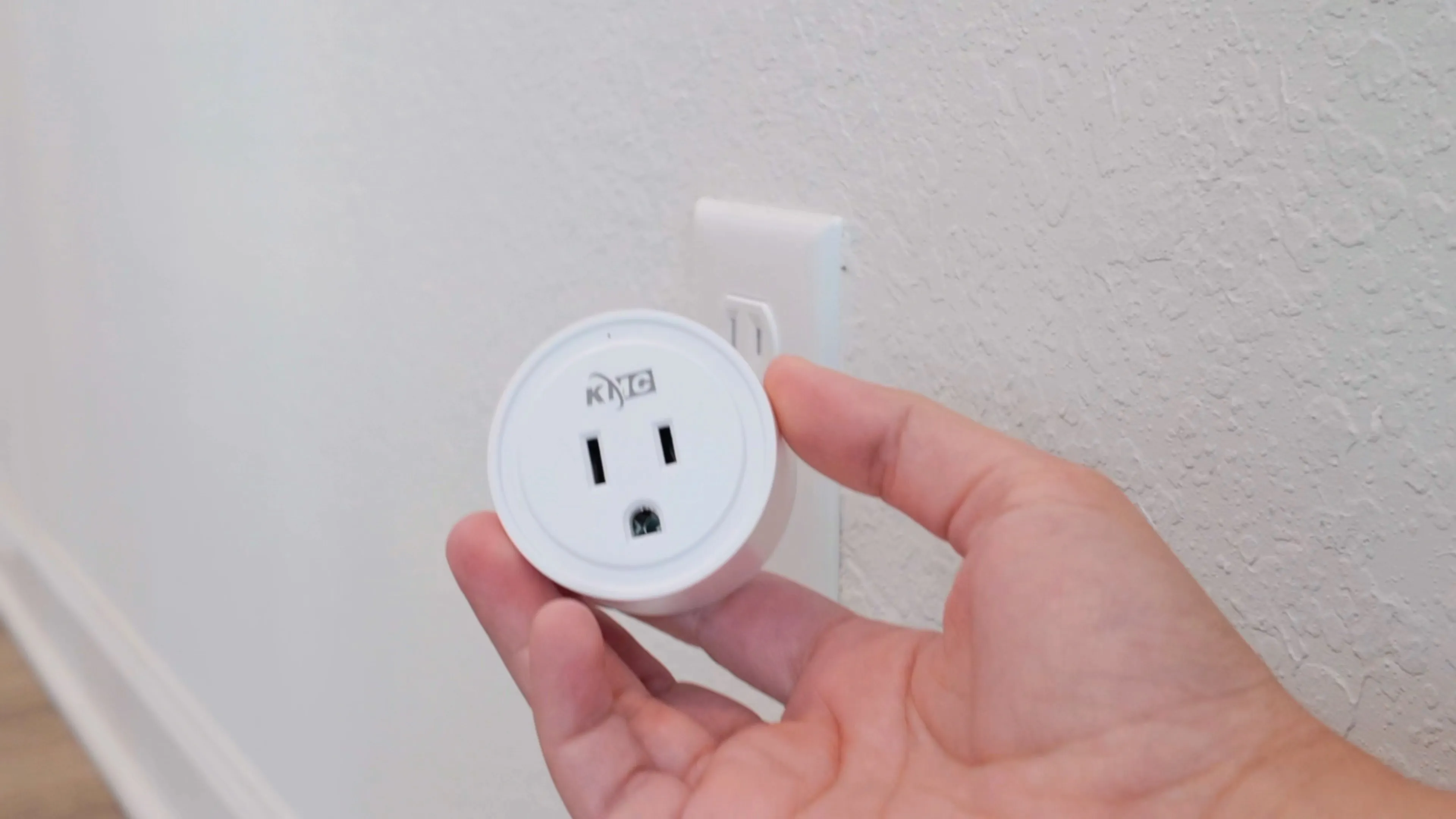 KMC Smart Plug Mini 4-Pack Review: Smart Home Value image 8