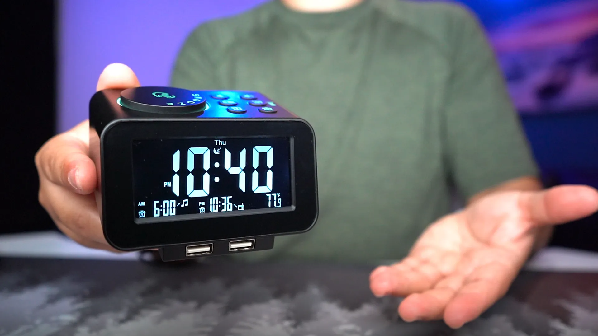 uscce Digital Dual Alarm Clock Radio Review image 8