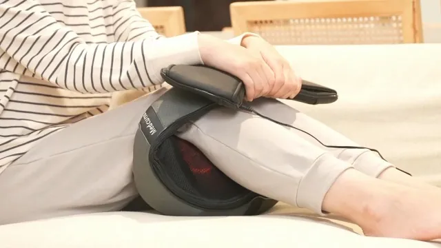 Medcursor Neck Massager Review: Shiatsu Relief at Home image 7
