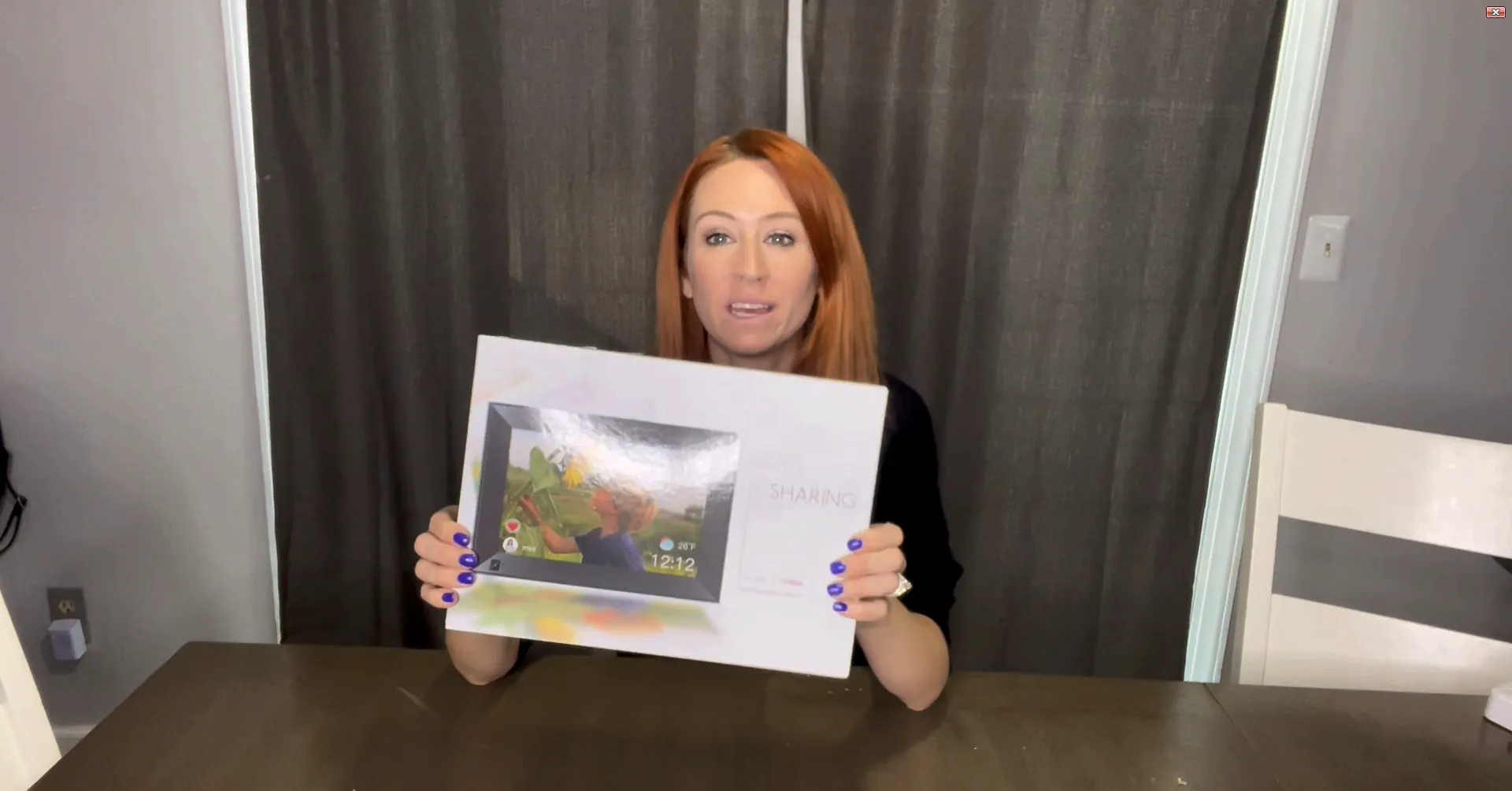 Anna Bella Digital Picture Frame Review: 10.1-Inch WiFi image 7